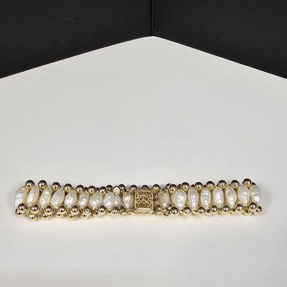 14K Gold Fresh Water Pearl Bracelet